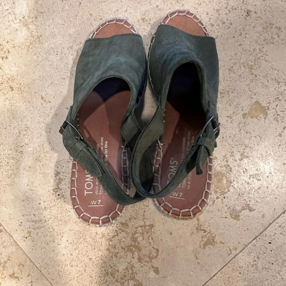 Toms Monica Suede Wedge - Green - 7 - Picture 6 of 7